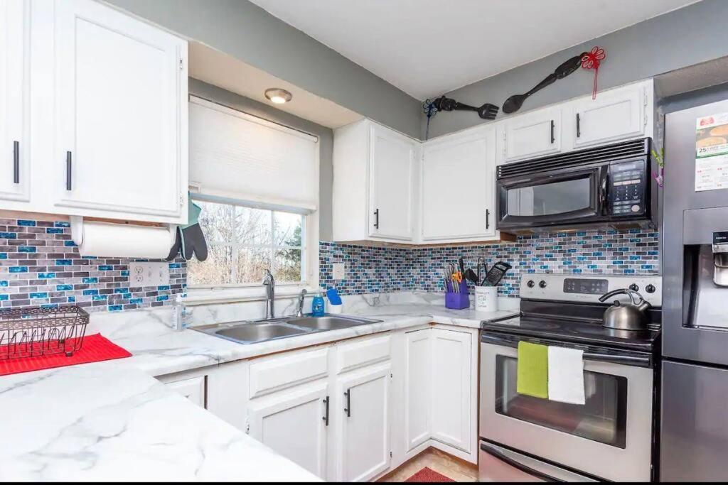 Apartament 20Min To International Airport! 10Min To Pnc Music! Wifi Charlotte Zewnętrze zdjęcie